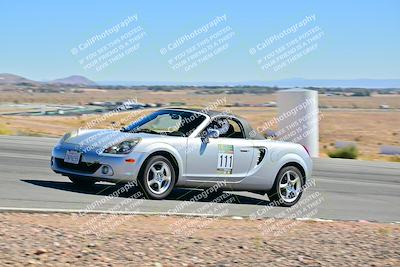 media/Oct-18-2025-Extreme Speed (Sat) [[d6d7e1fef1]]/Group 5/Session 2 (Turn 3)/